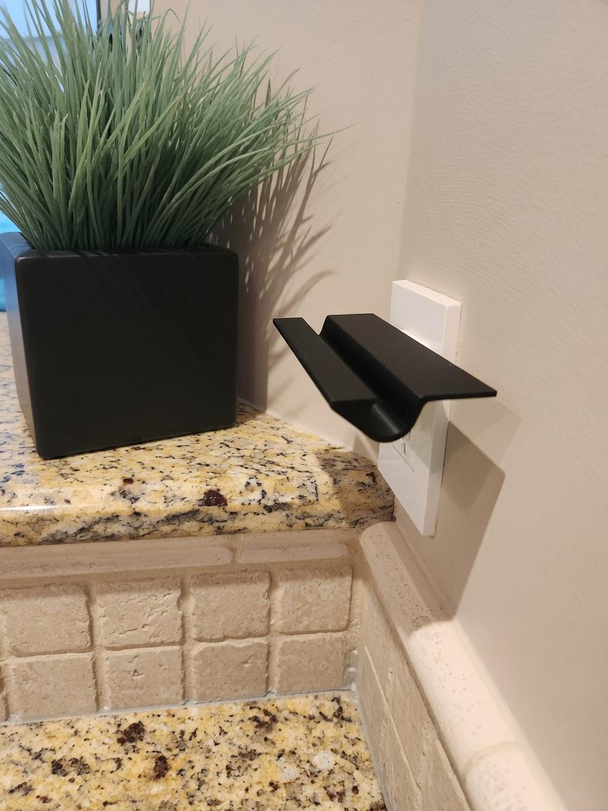 Plastic Outlet Shelf, Cell Phone Tablet Charging Station, Wall Mount Docking Organizer